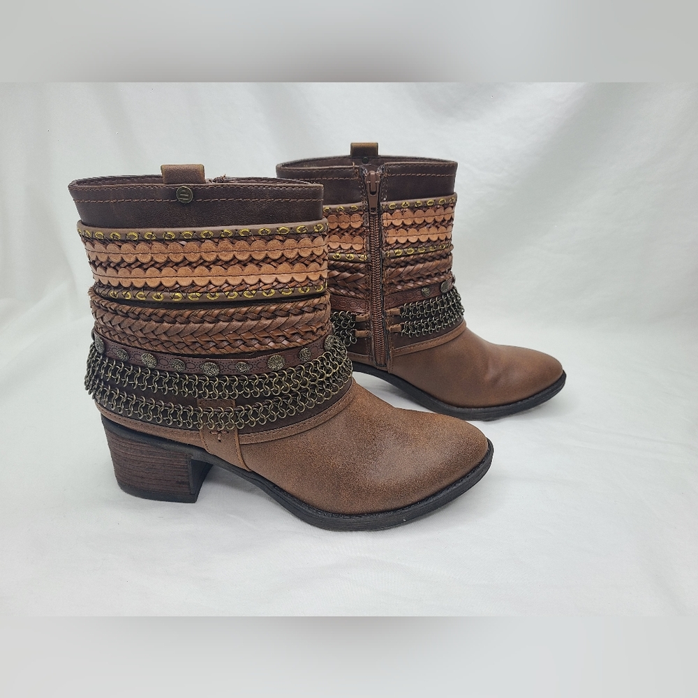 Bull Boxer Women's Sz. 6 Carmen Brown Leather Combat Boots Chunky Heeled